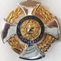 Medaglia-Ordine-al-Merito-della-Repubblica-Italiana-square