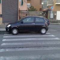 Parcheggio_sulle_strisce1_small