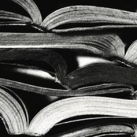 libri stesi pexels square